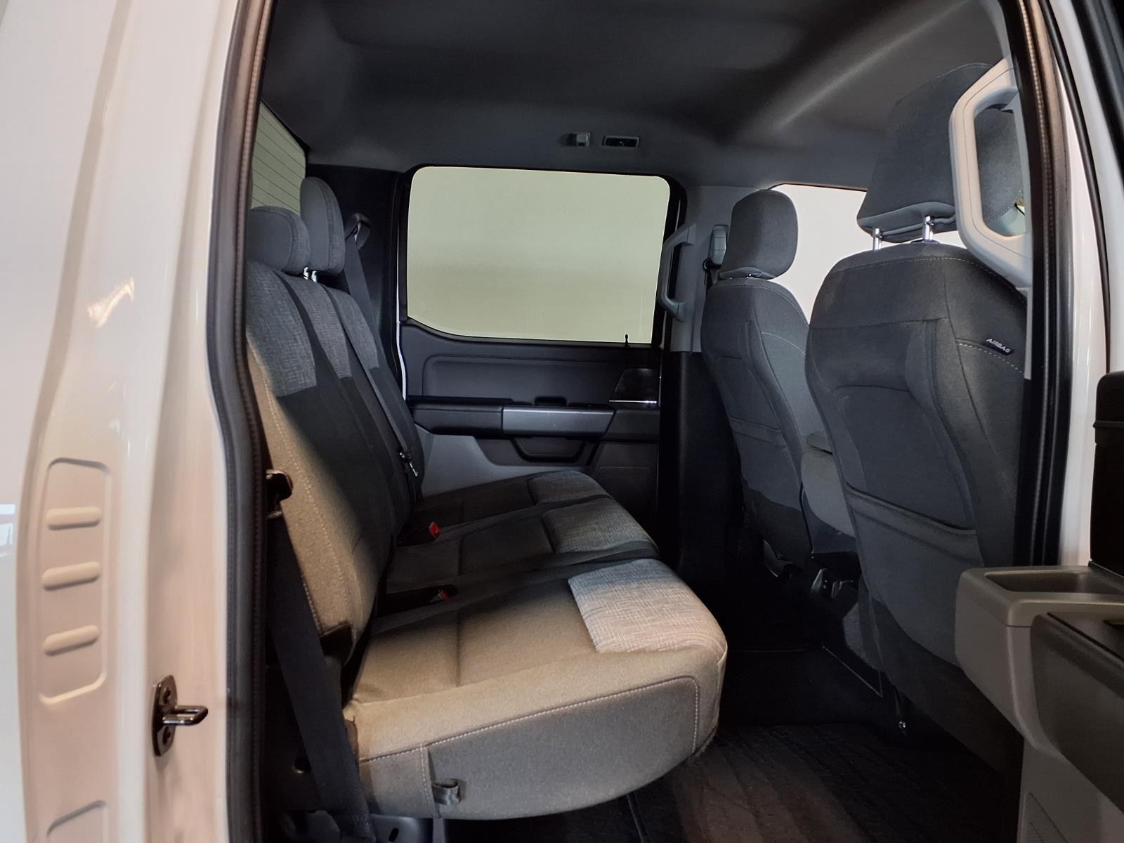 2023 Ford F-150 XLT - Oxford White exterior view 9