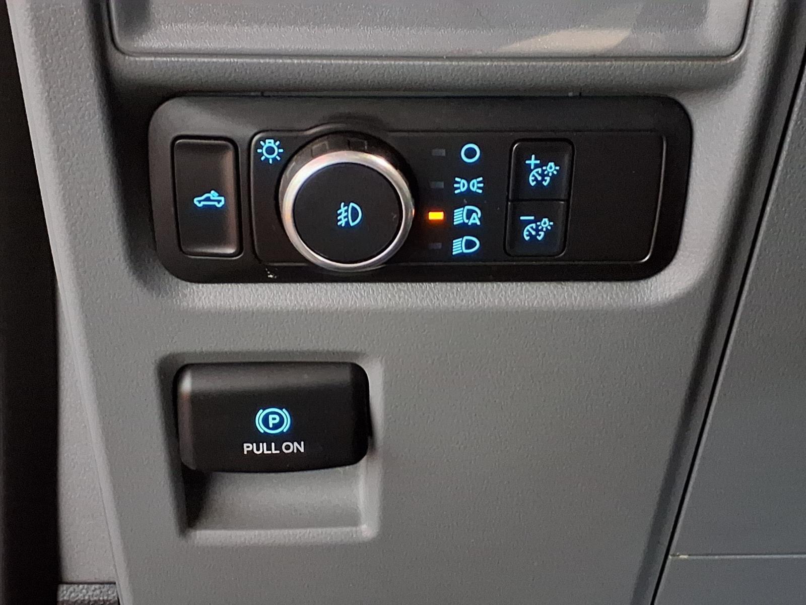 2022 Ford F-150 XL - Oxford White exterior view 19