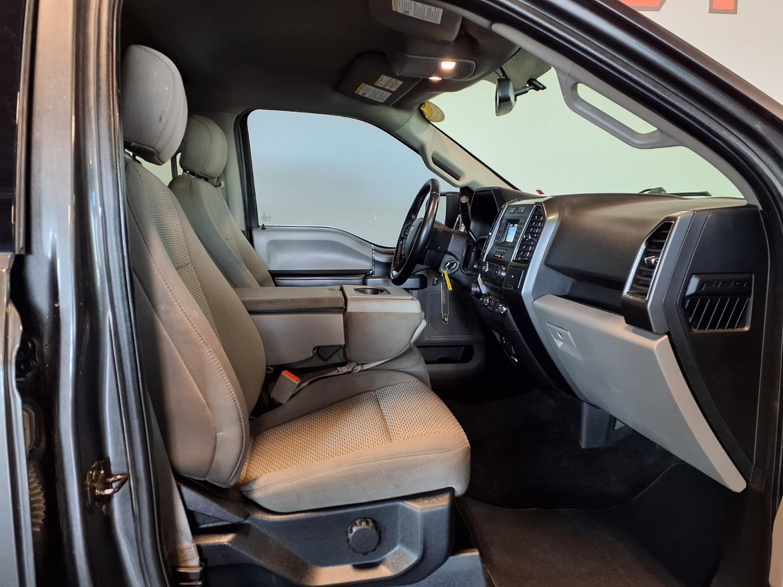 2018 Ford F-150 XLT - Ingot Silver Metallic exterior view 11