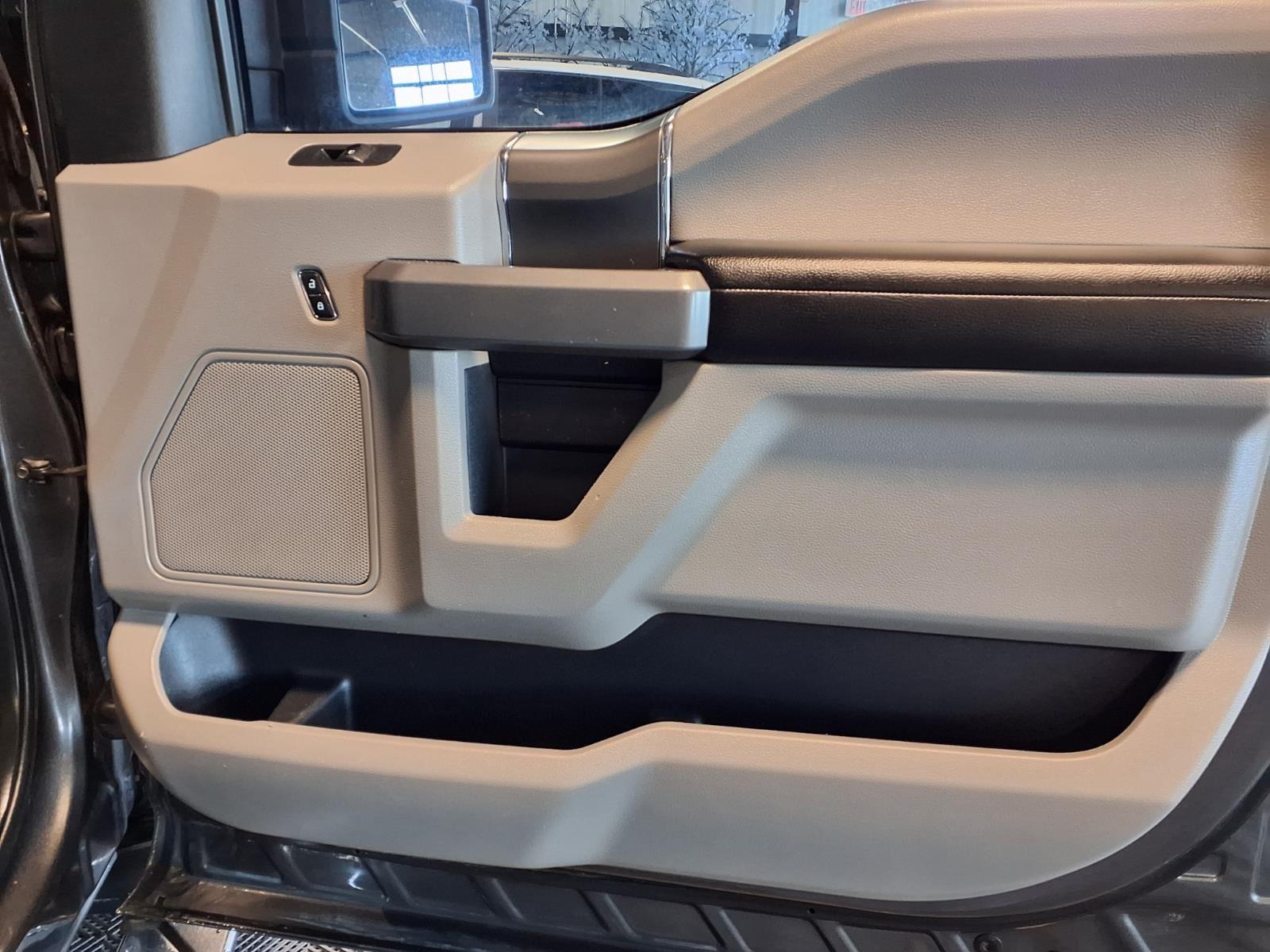 2018 Ford F-150 XLT - Ingot Silver Metallic exterior view 12