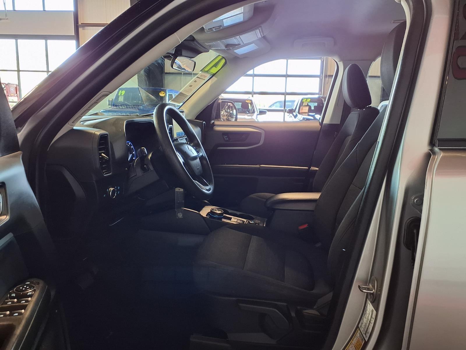 2021 Ford Bronco Sport Base - Iconic Silver Metallic exterior view 18