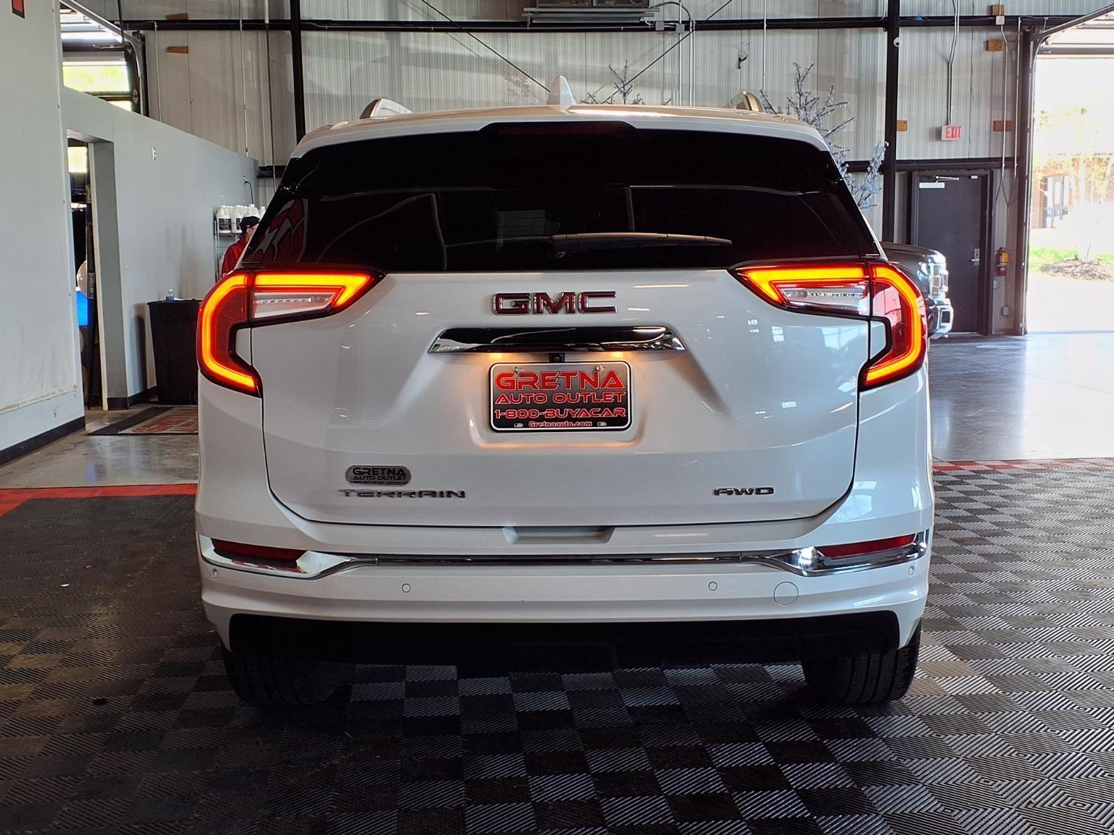 2023 GMC Terrain Denali - White Frost Tricoat exterior view 5