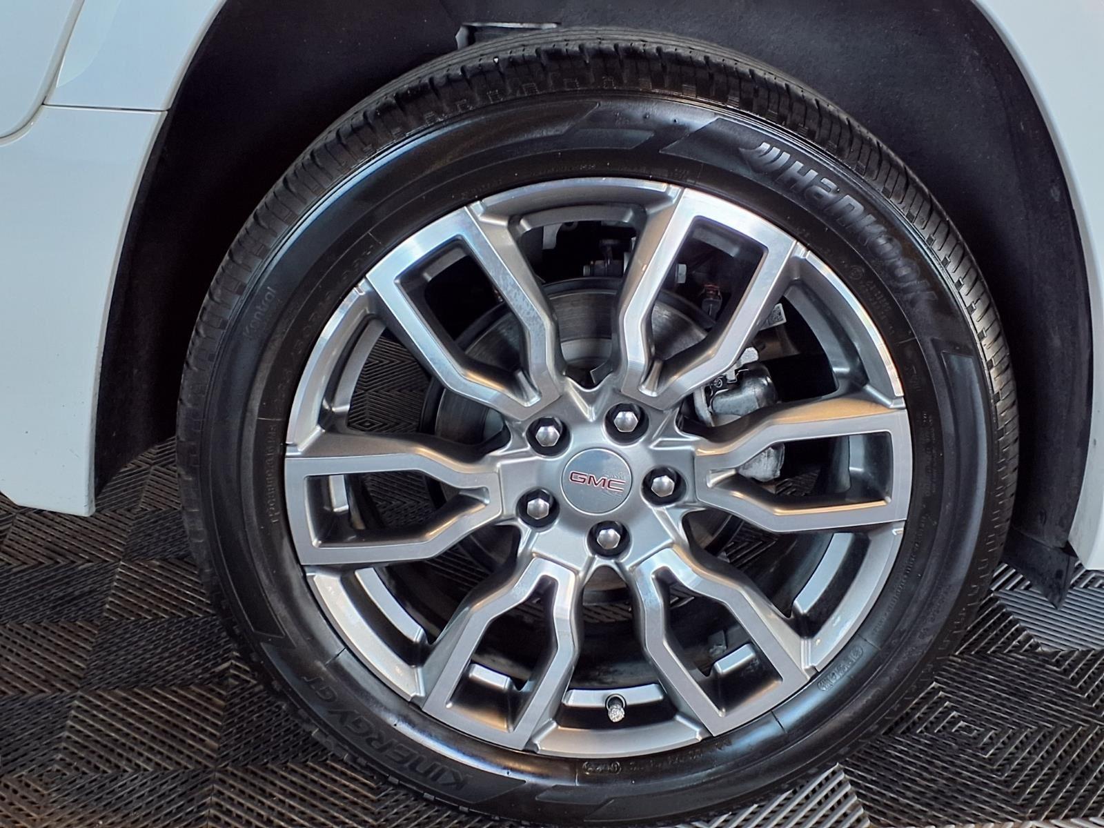 2023 GMC Terrain Denali - White Frost Tricoat exterior view 9