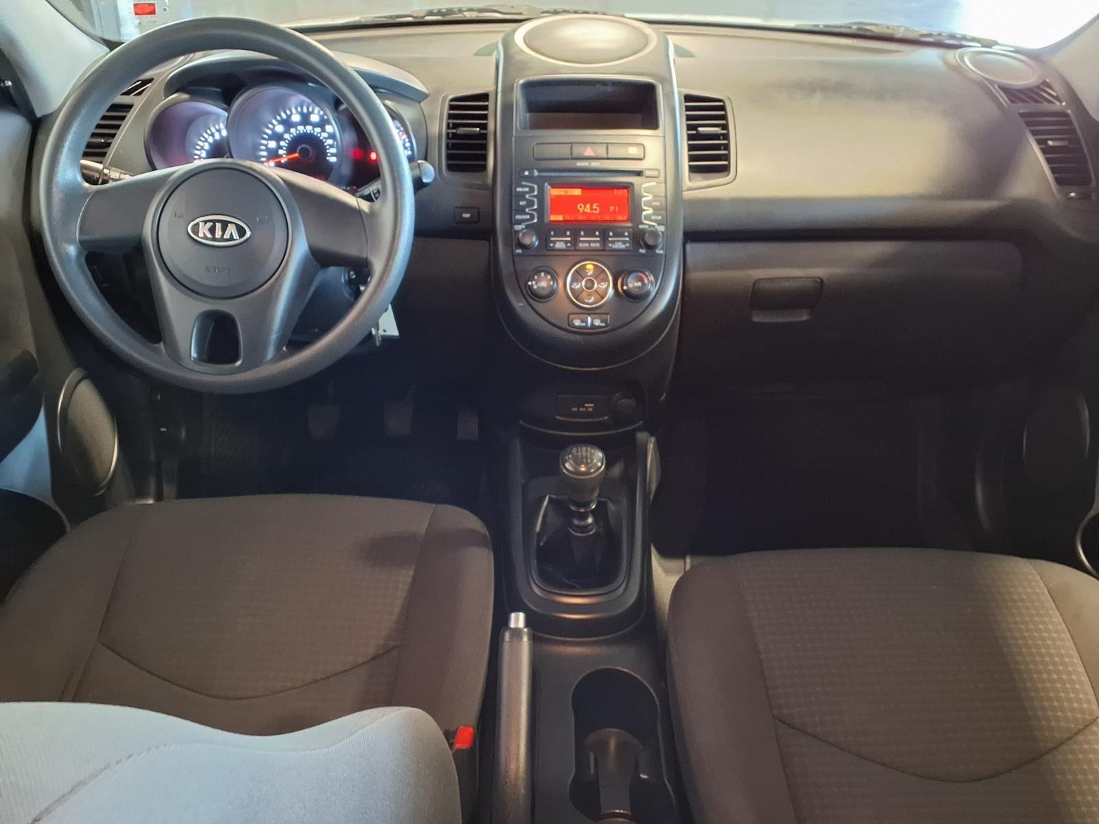 2012 KIA SOUL - WHITE exterior view 15
