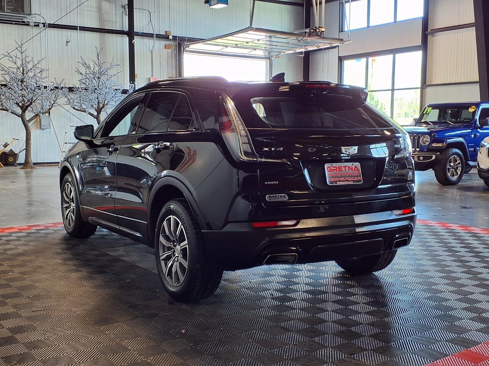 2020 Cadillac XT4 AWD Sport - Stellar Black Metallic exterior view 4