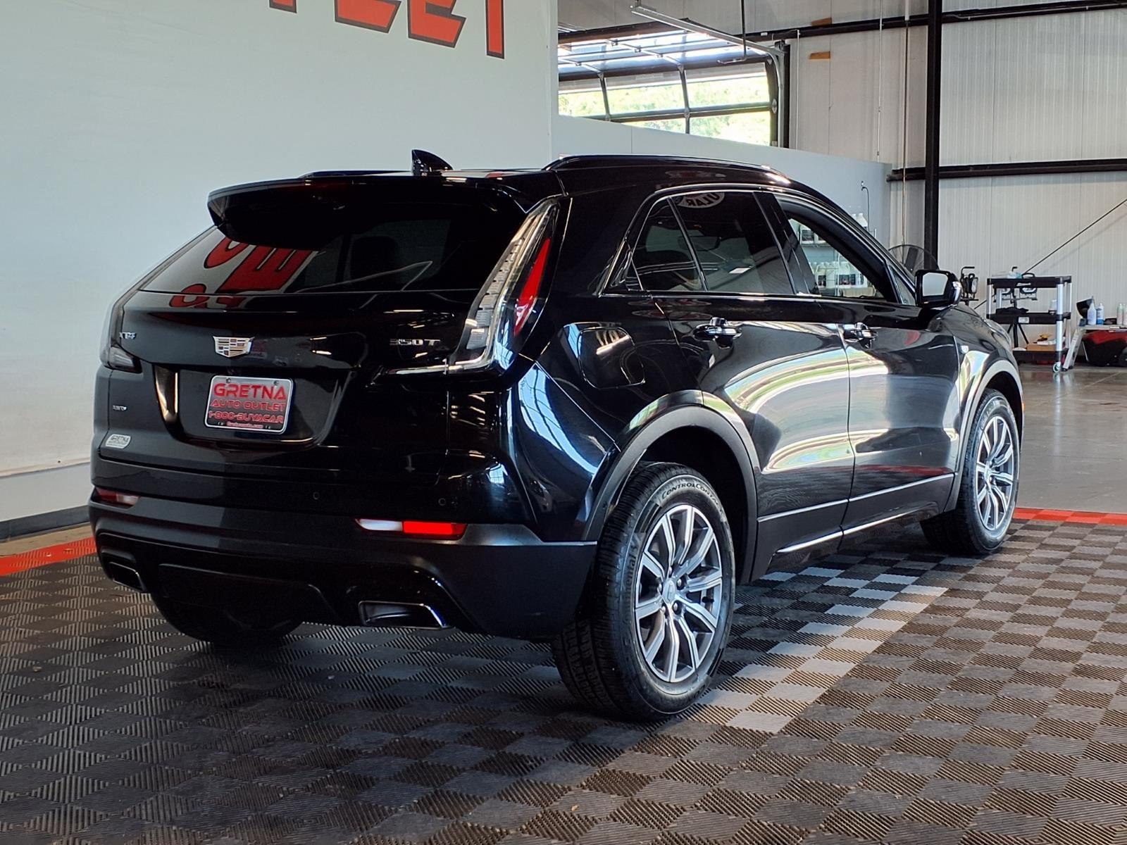 2020 Cadillac XT4 AWD Sport - Stellar Black Metallic exterior view 8