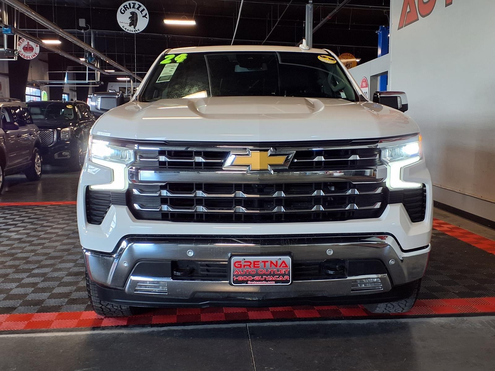 2024 CHEVROLET SILVERADO 1500 - WHITE exterior view 2