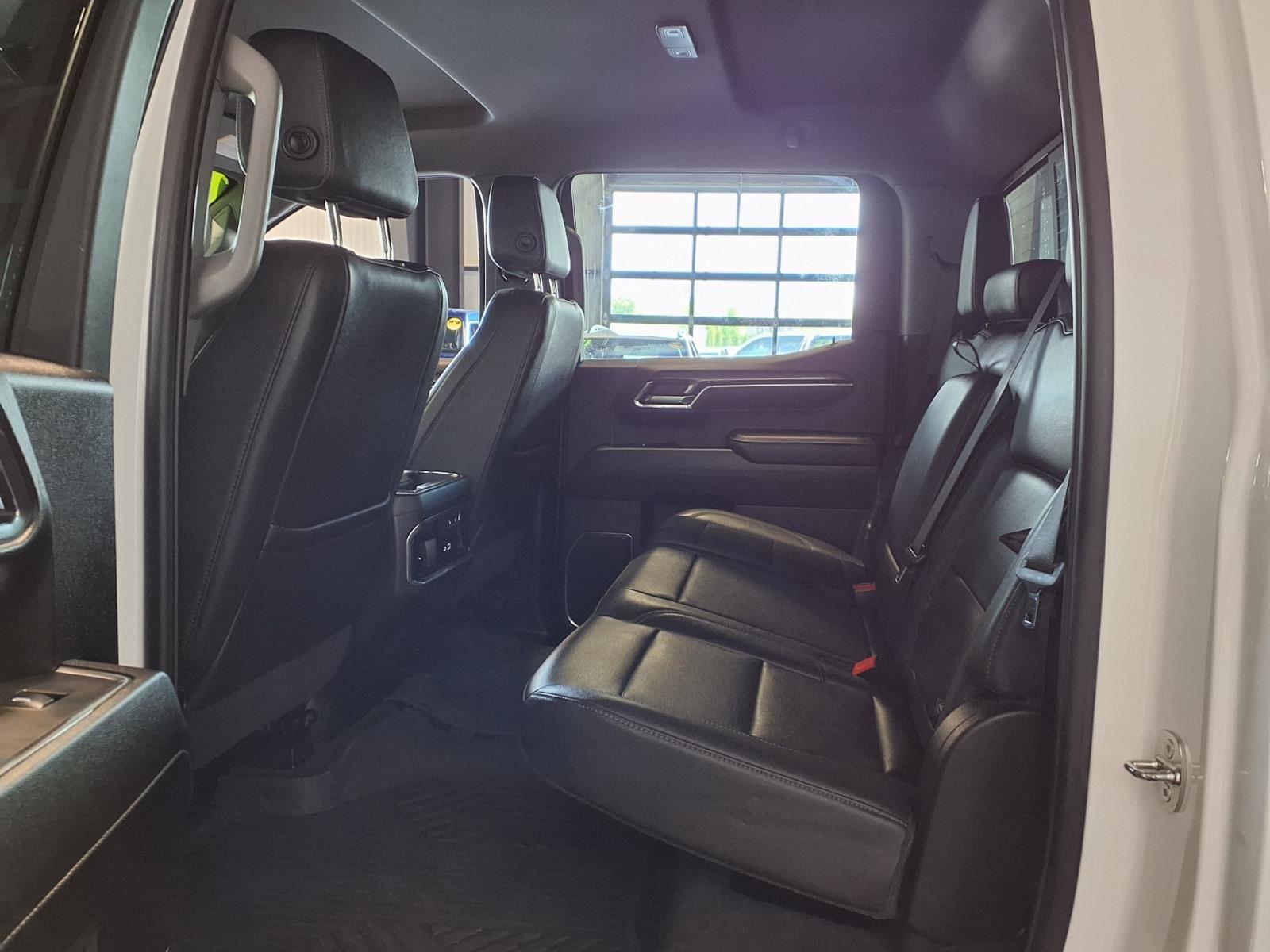 2024 CHEVROLET SILVERADO 1500 - WHITE exterior view 13