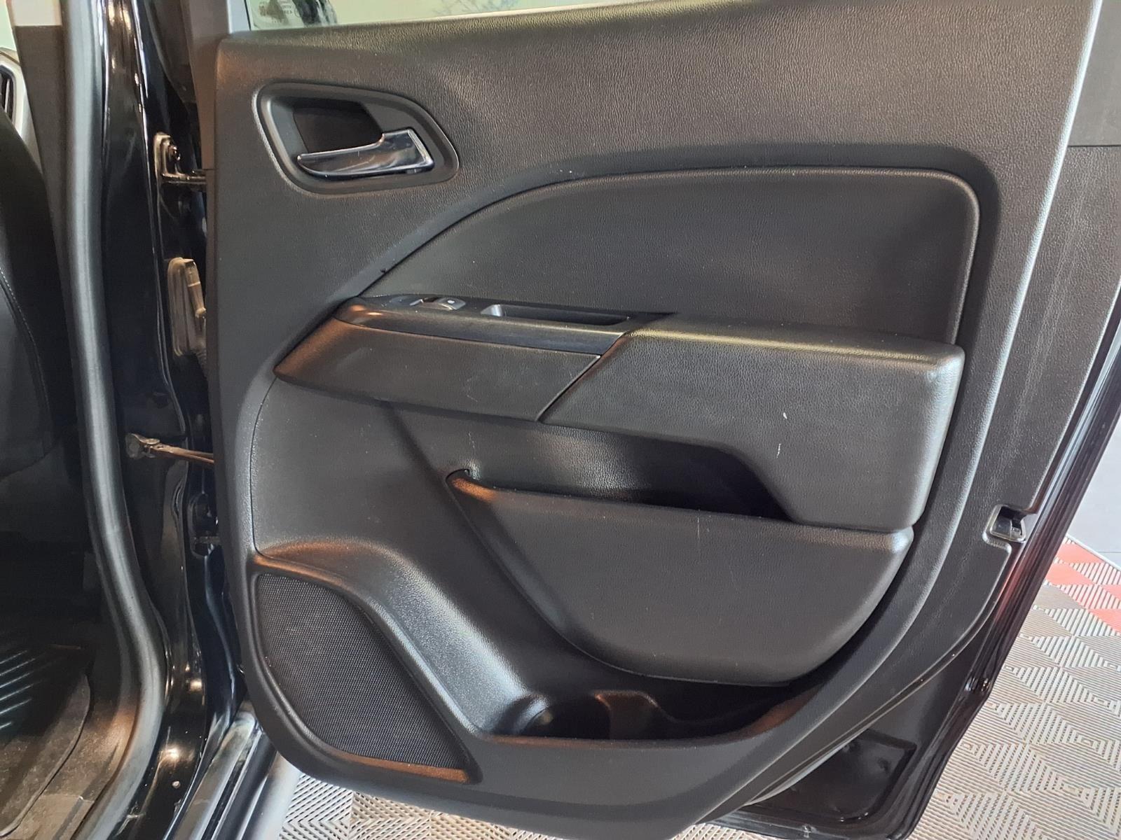 2020 Chevrolet Colorado 4WD ZR2 - Black exterior view 11