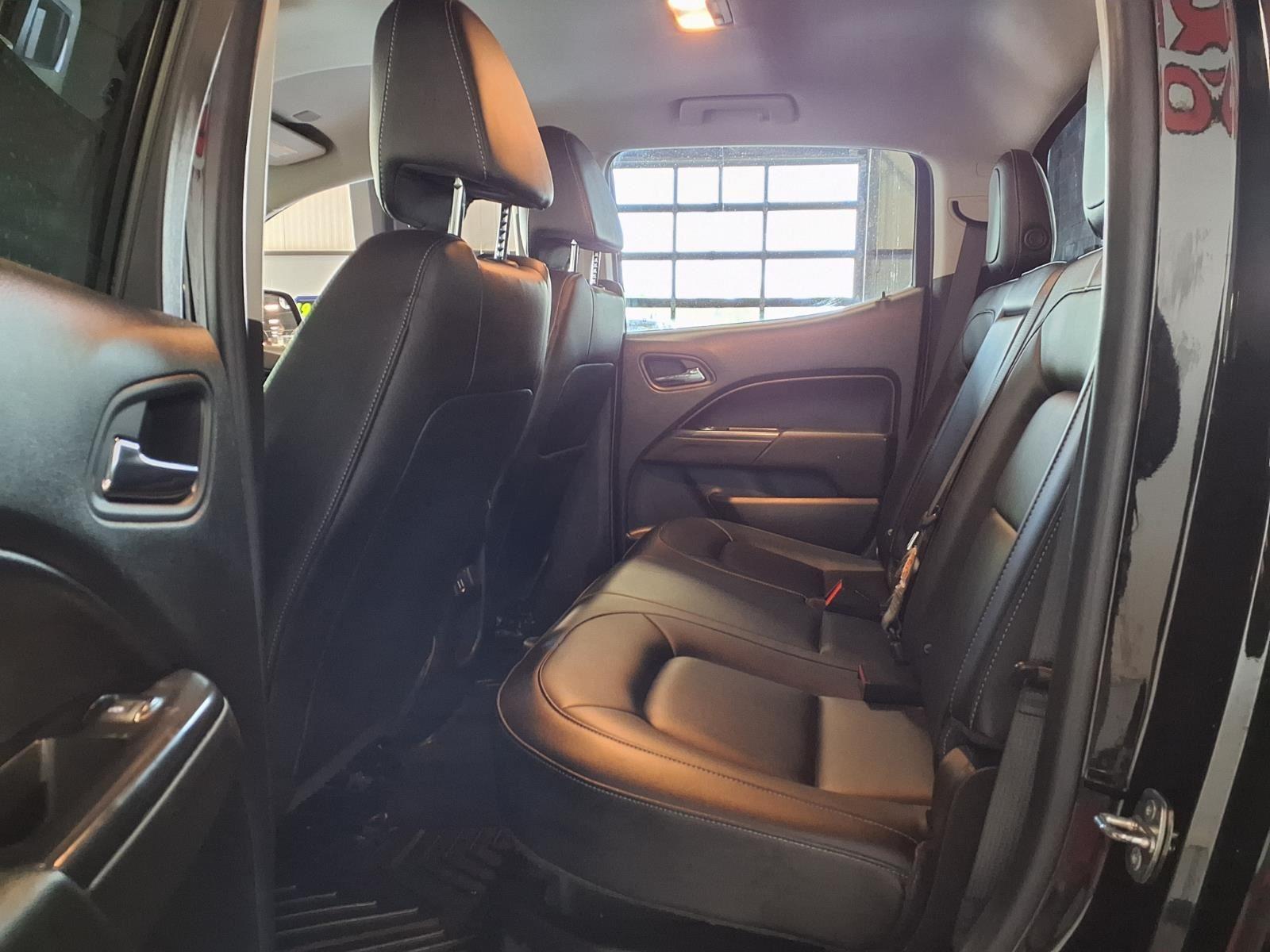 2020 Chevrolet Colorado 4WD ZR2 - Black exterior view 14