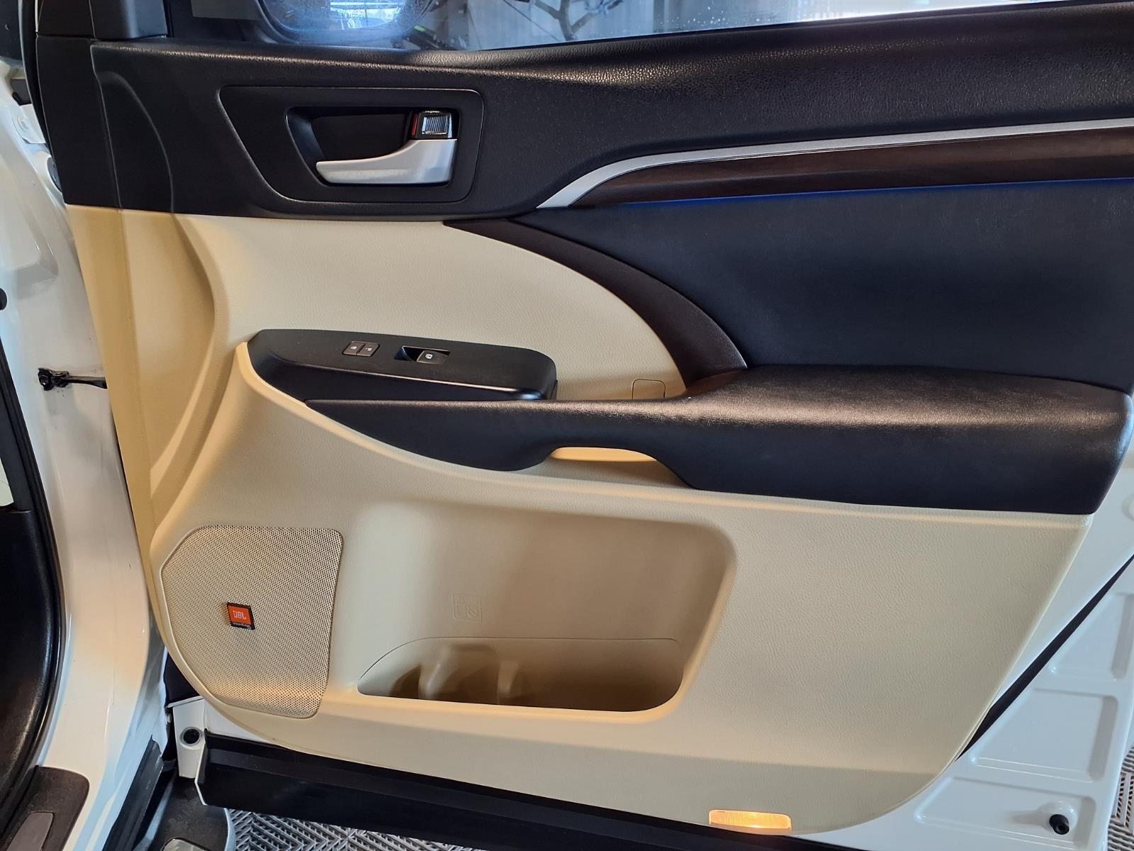 2015 TOYOTA HIGHLANDER - WHITE exterior view 13