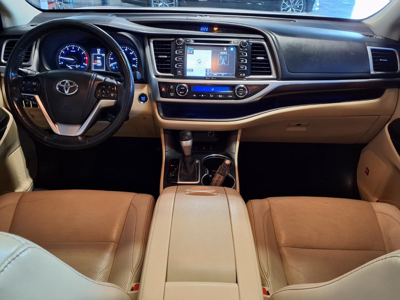 2015 TOYOTA HIGHLANDER - WHITE exterior view 18