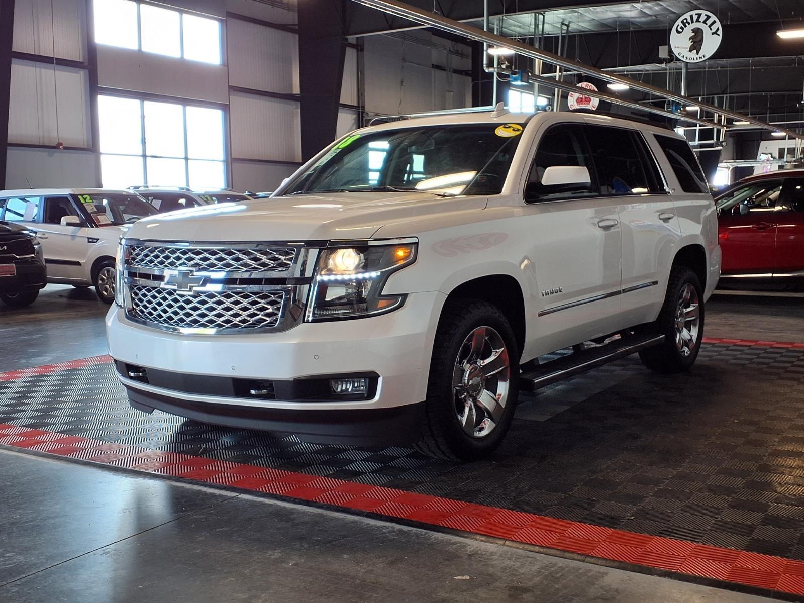 2018 Chevrolet Tahoe LT - Iridescent Pearl Tricoat exterior view 3