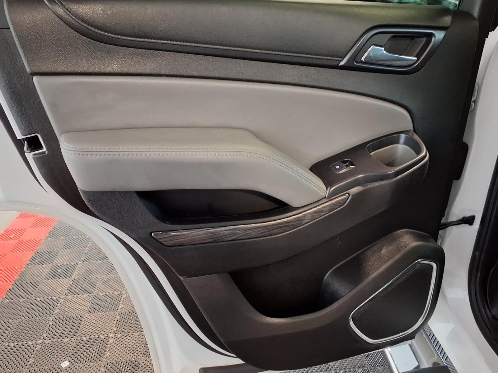 2018 Chevrolet Tahoe LT - Iridescent Pearl Tricoat exterior view 18