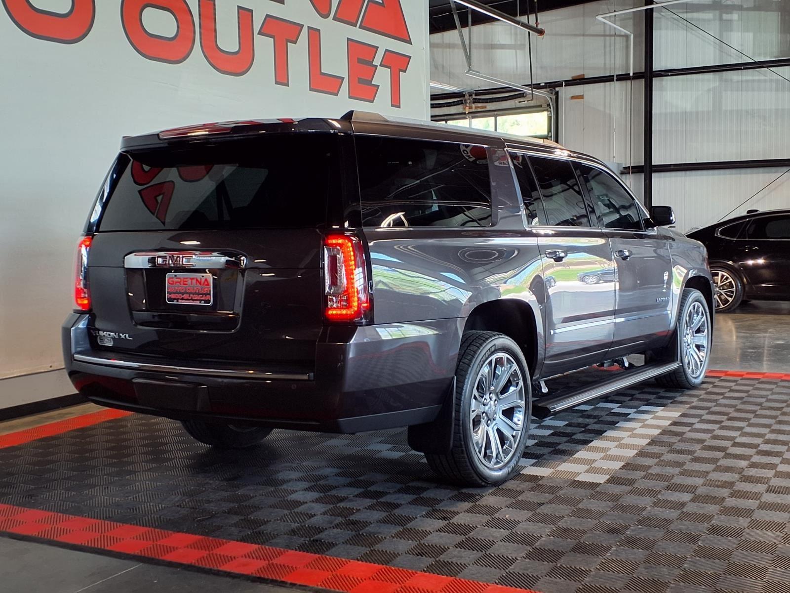 2015 GMC Yukon XL Denali - Iridium Metallic exterior view 7