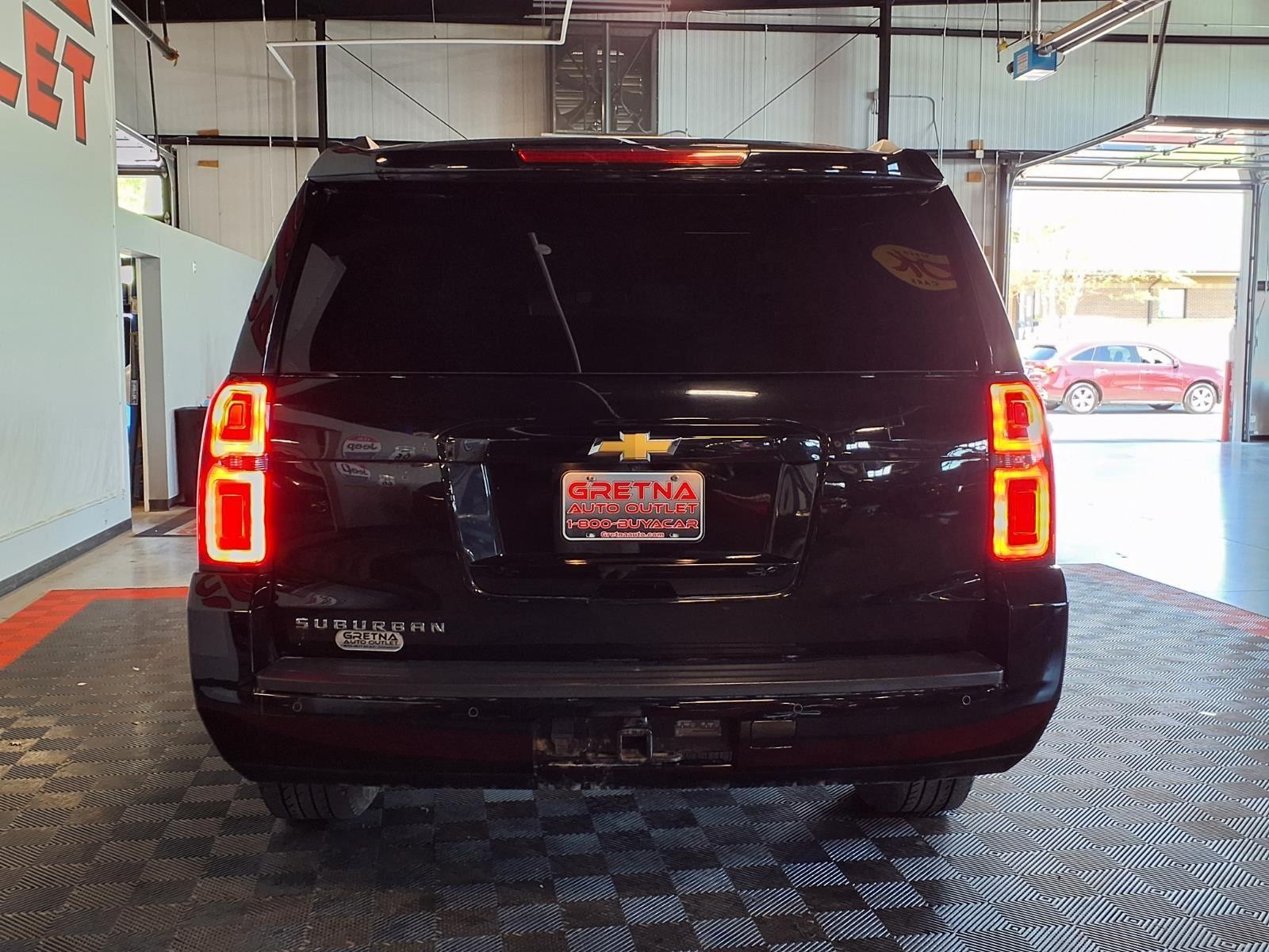 2019 Chevrolet Suburban LT - Black exterior view 5