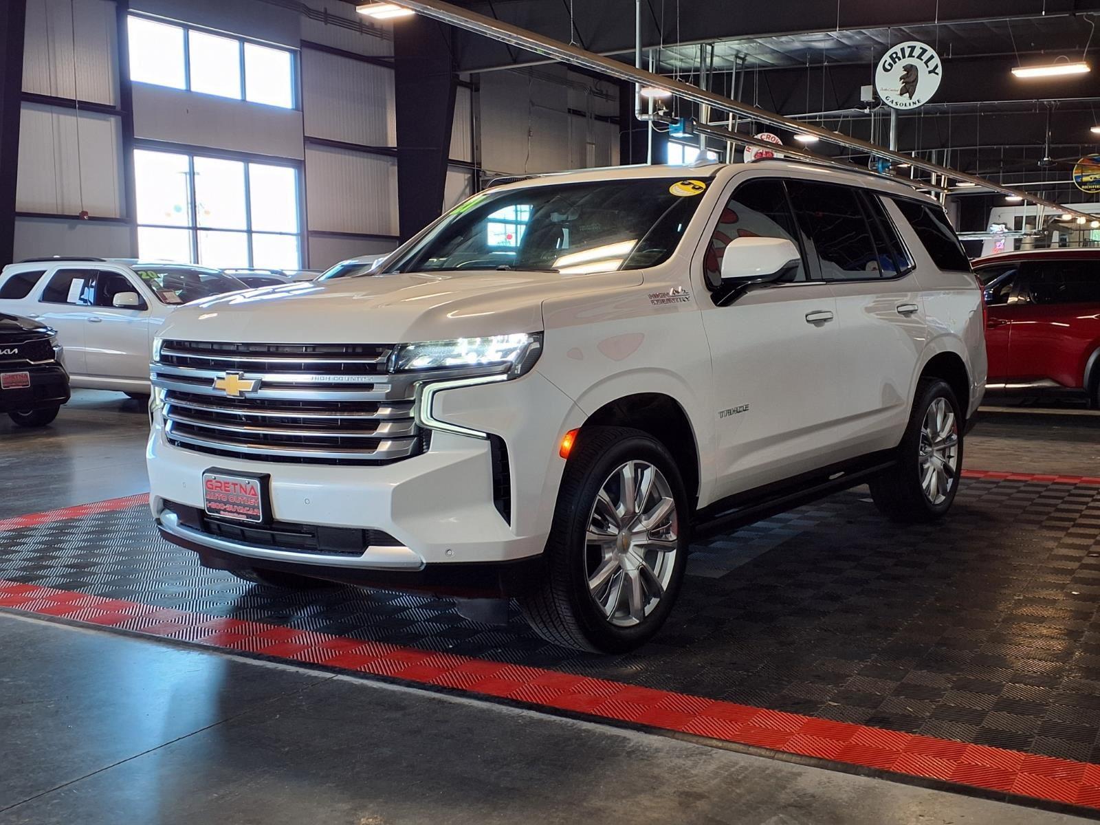 2021 Chevrolet Tahoe High Country - Iridescent Pearl Tricoat exterior view 3
