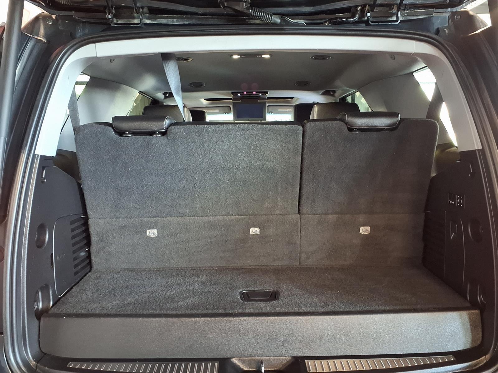 2019 Chevrolet Tahoe LT - Shadow Gray Metallic exterior view 6