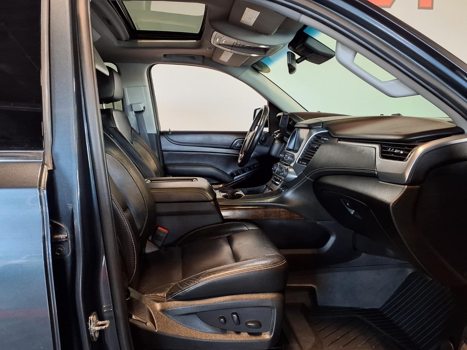 2019 Chevrolet Tahoe LT - Shadow Gray Metallic exterior view 14