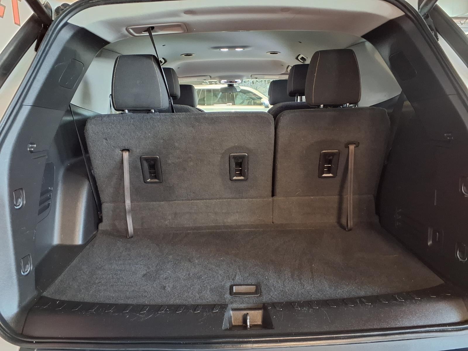 2019 Chevrolet Traverse LT Cloth - Summit White exterior view 6