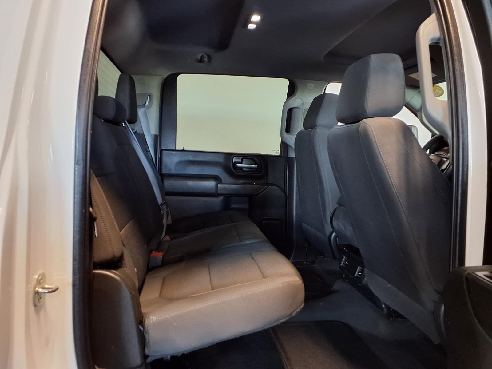 2021 Chevrolet Silverado 2500HD Custom - Summit White exterior view 10