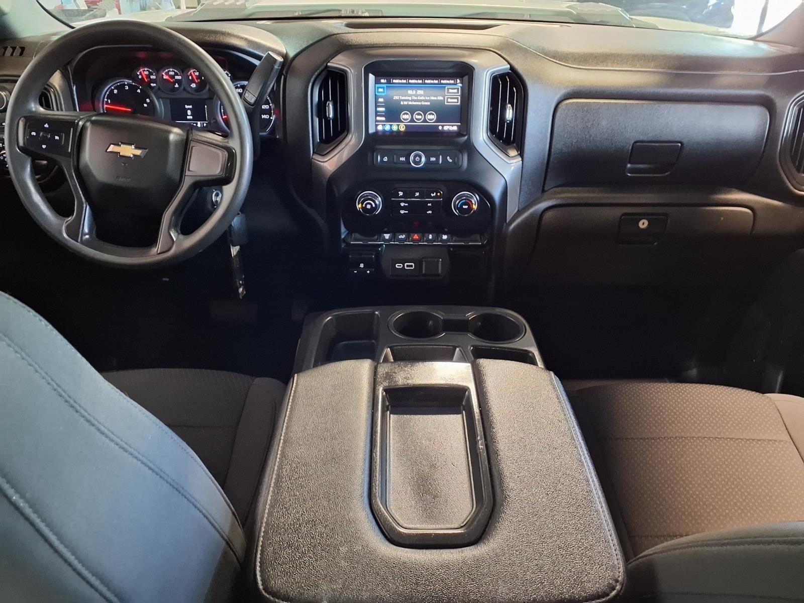 2021 Chevrolet Silverado 2500HD Custom - Summit White exterior view 16