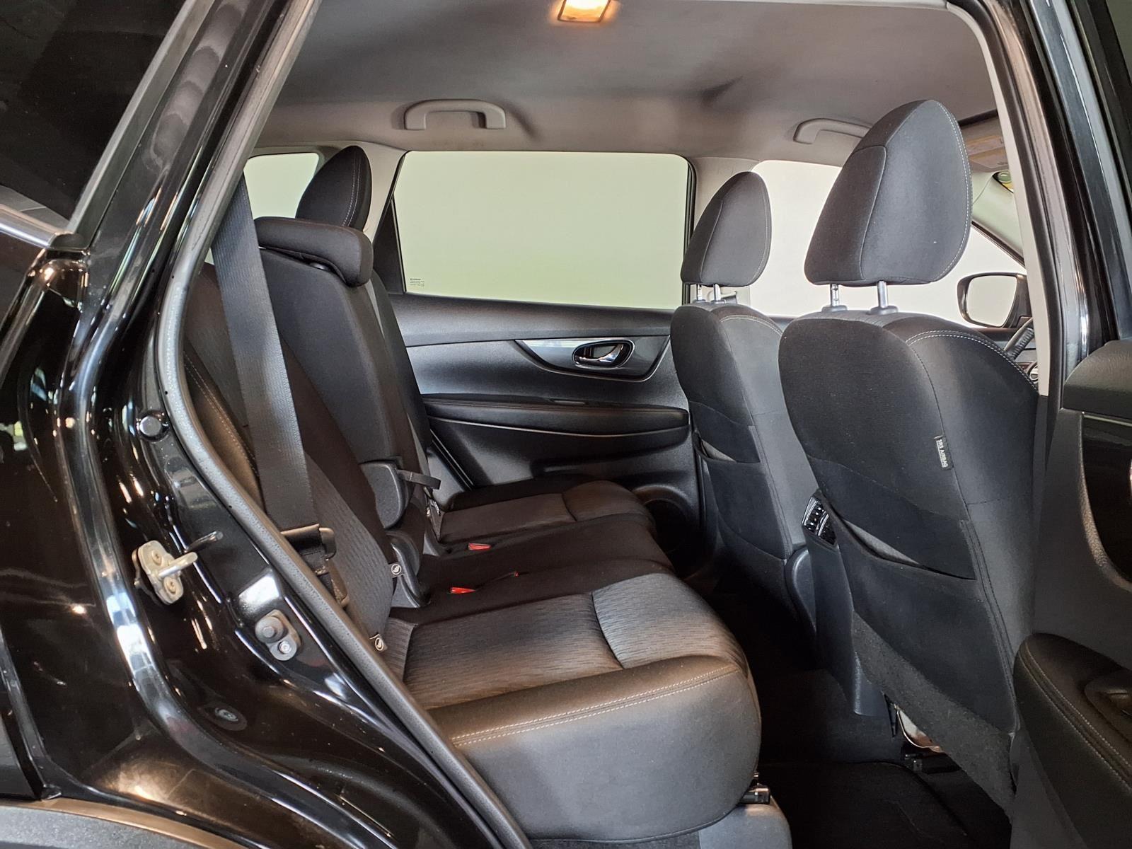 2018 Nissan Rogue SV - Magnetic Black exterior view 10