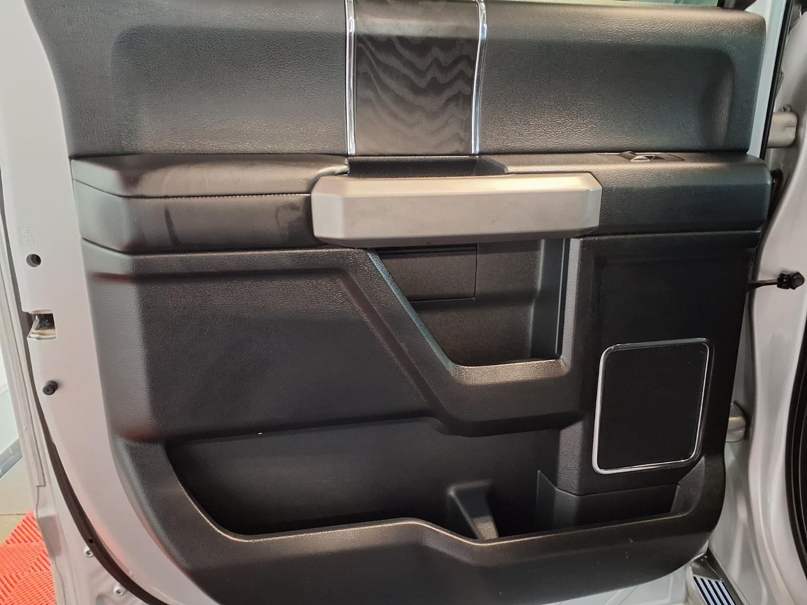 2018 Ford F-150 Platinum - Ingot Silver Metallic exterior view 13