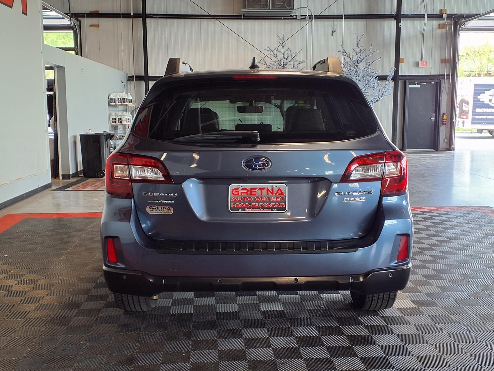 2017 Subaru Outback Limited - Twilight Blue Metallic exterior view 5