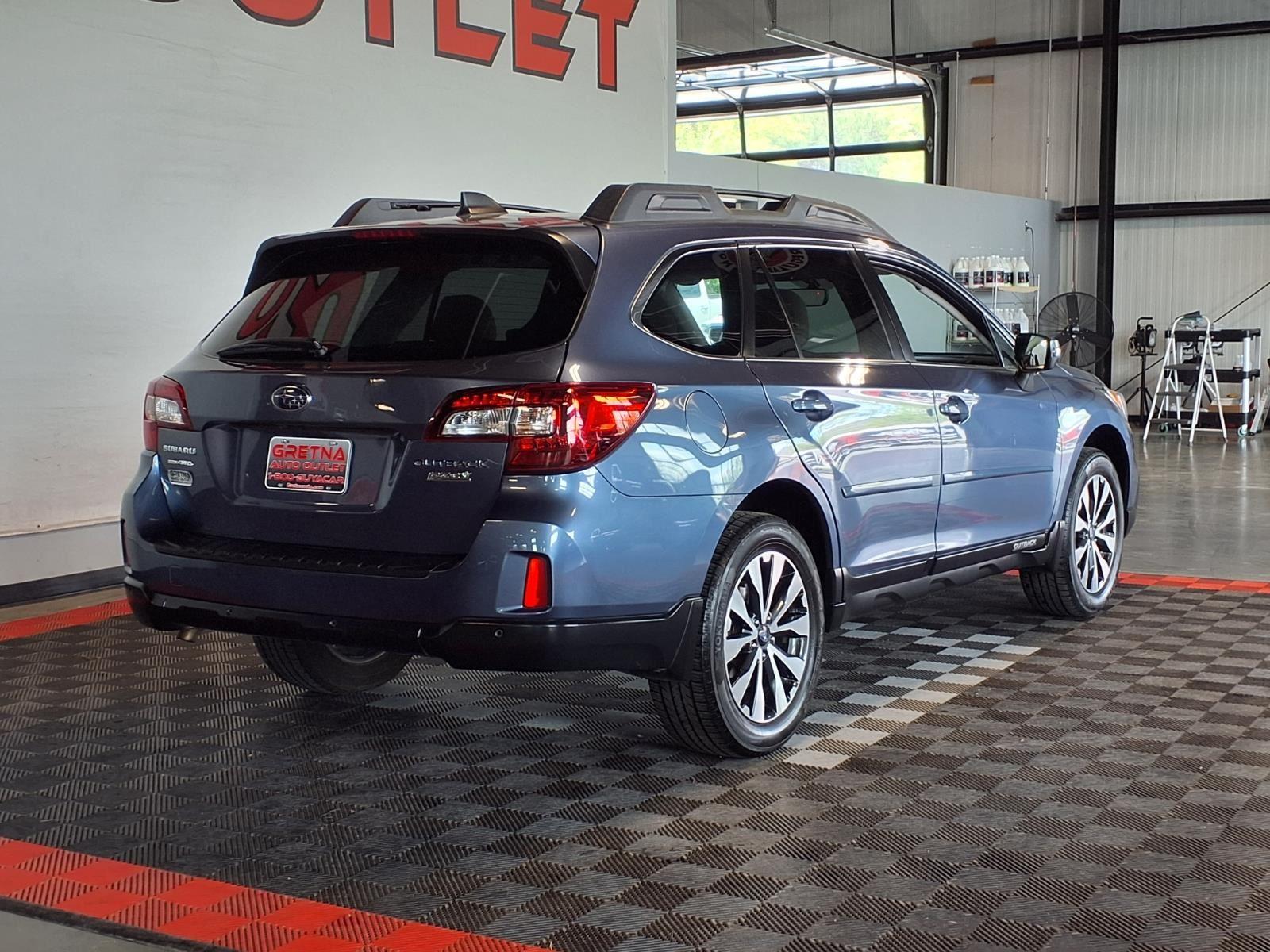 2017 Subaru Outback Limited - Twilight Blue Metallic exterior view 8