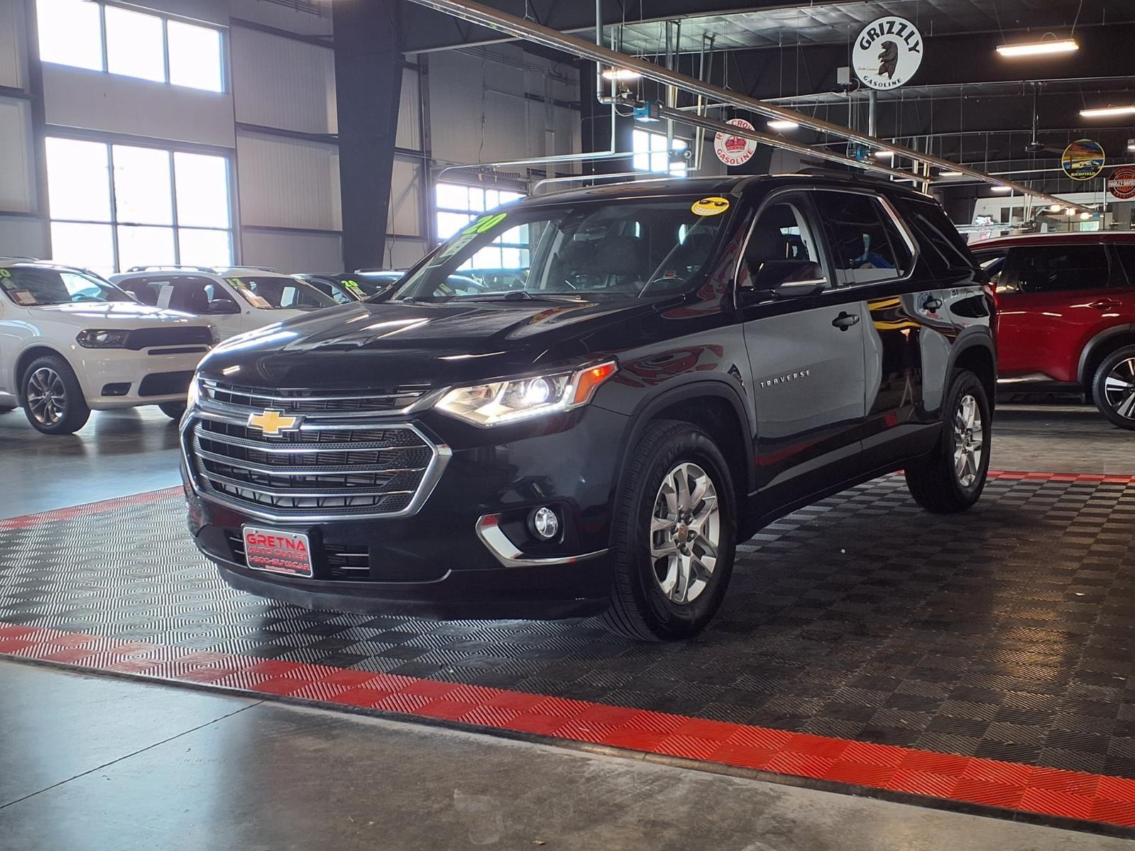2020 Chevrolet Traverse LT Cloth - Midnight Blue Metallic exterior view 3
