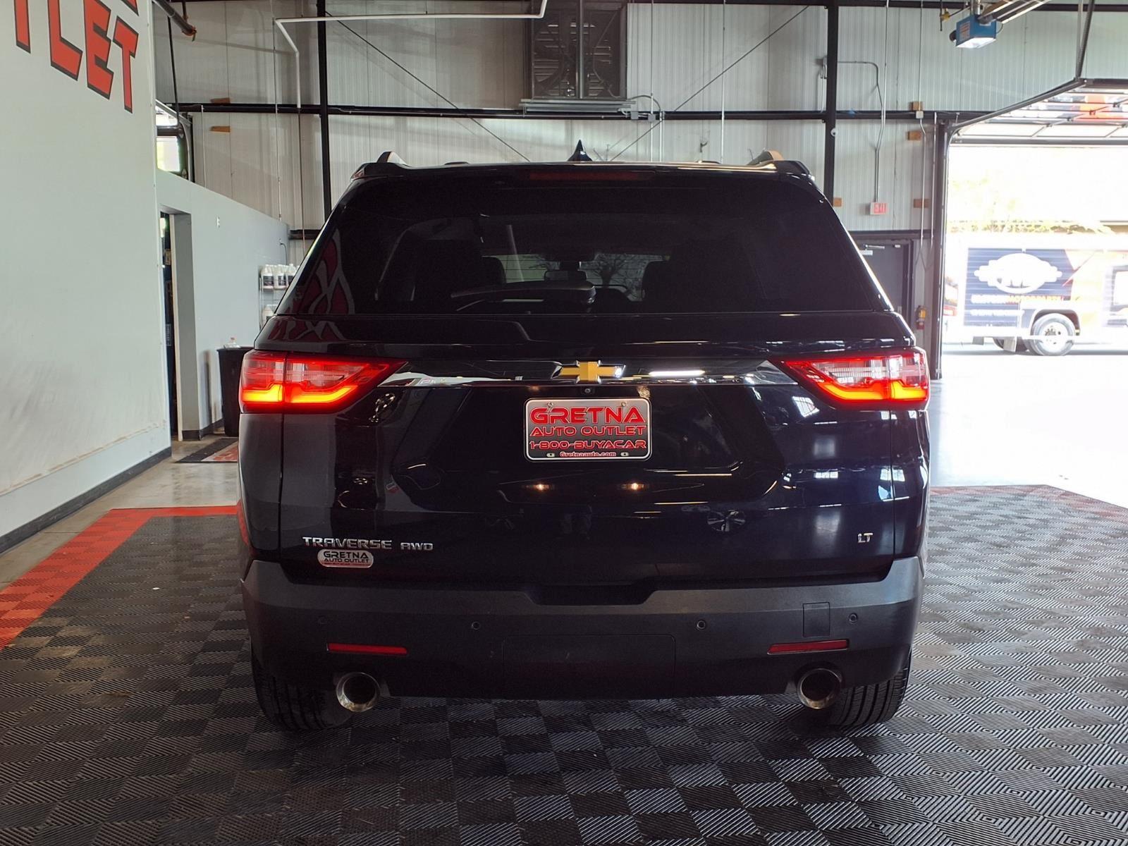 2020 Chevrolet Traverse LT Cloth - Midnight Blue Metallic exterior view 5