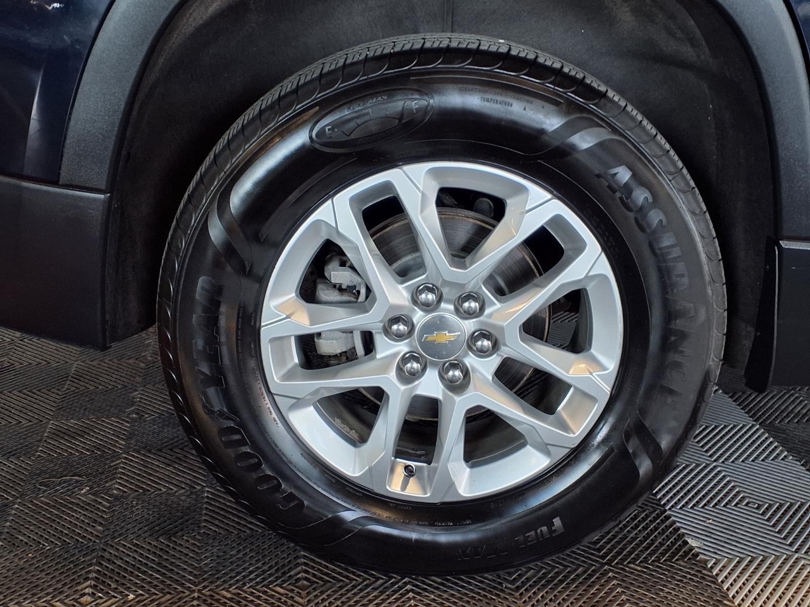 2020 Chevrolet Traverse LT Cloth - Midnight Blue Metallic exterior view 9