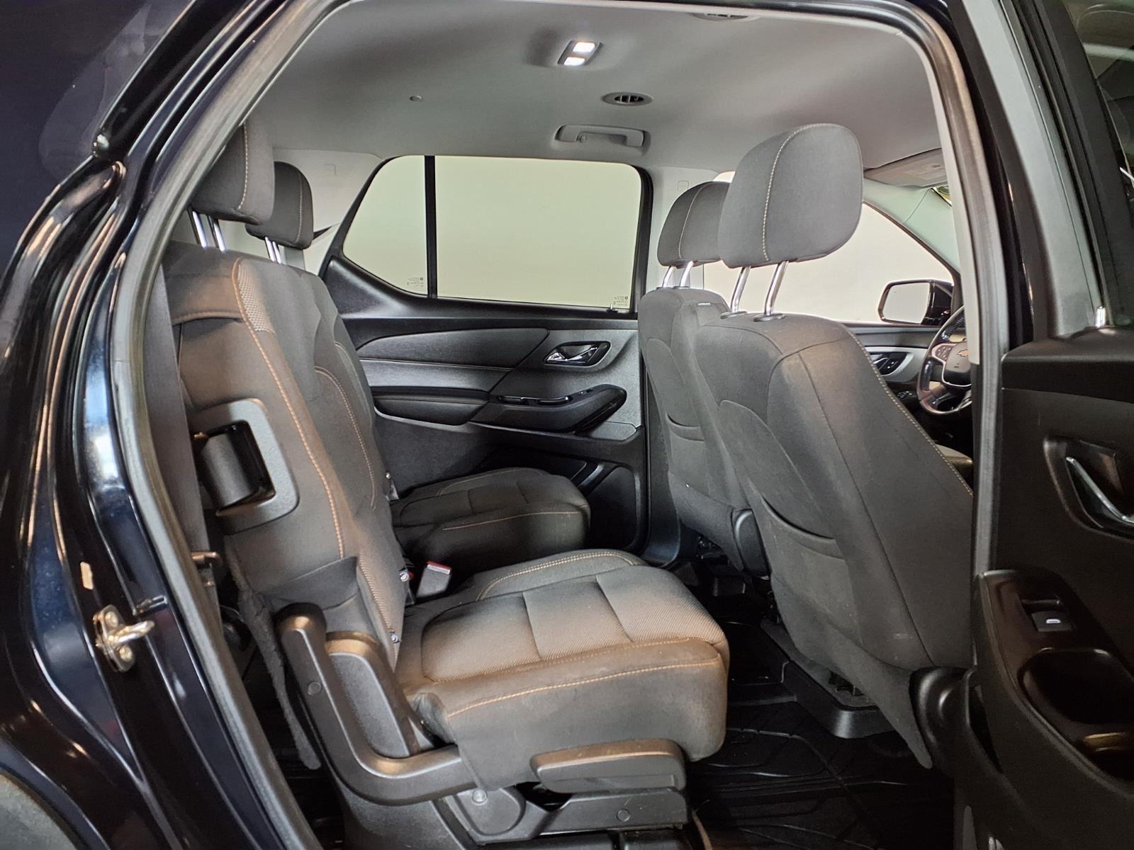 2020 Chevrolet Traverse LT Cloth - Midnight Blue Metallic exterior view 11