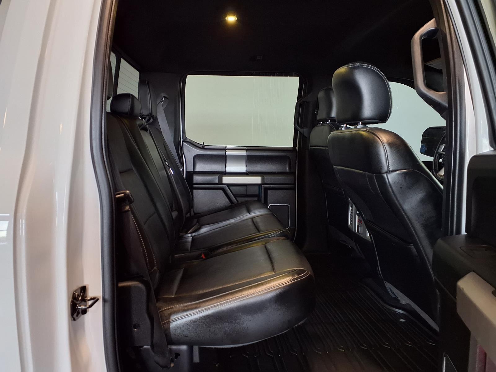 2015 Ford F-150 Lariat - Oxford White exterior view 10