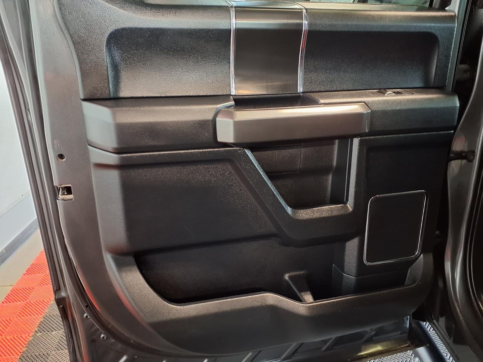 2019 Ford F-150 LARIAT - Magnetic Metallic exterior view 15