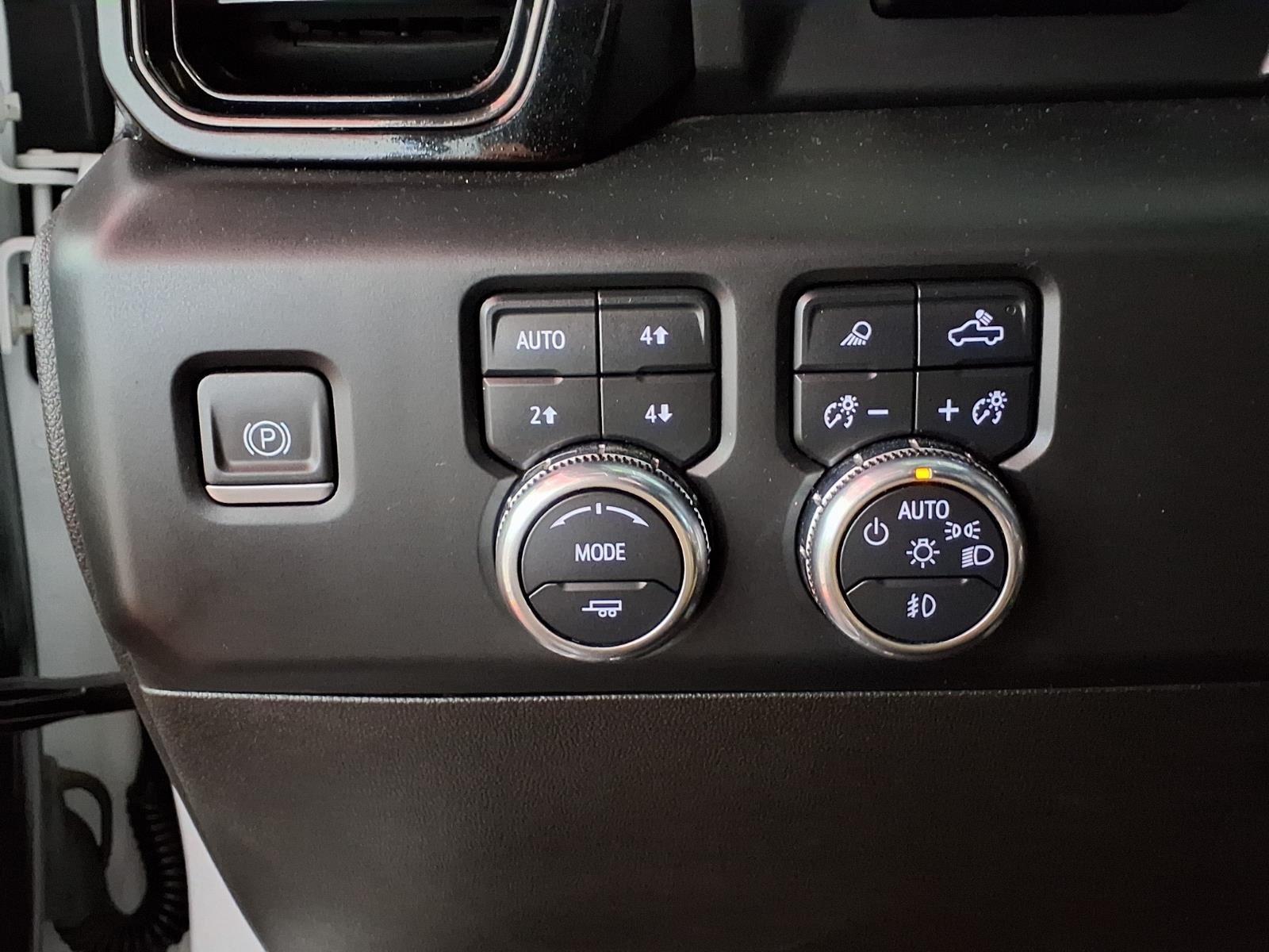 2024 GMC Sierra 2500HD AT4 - Summit White exterior view 19