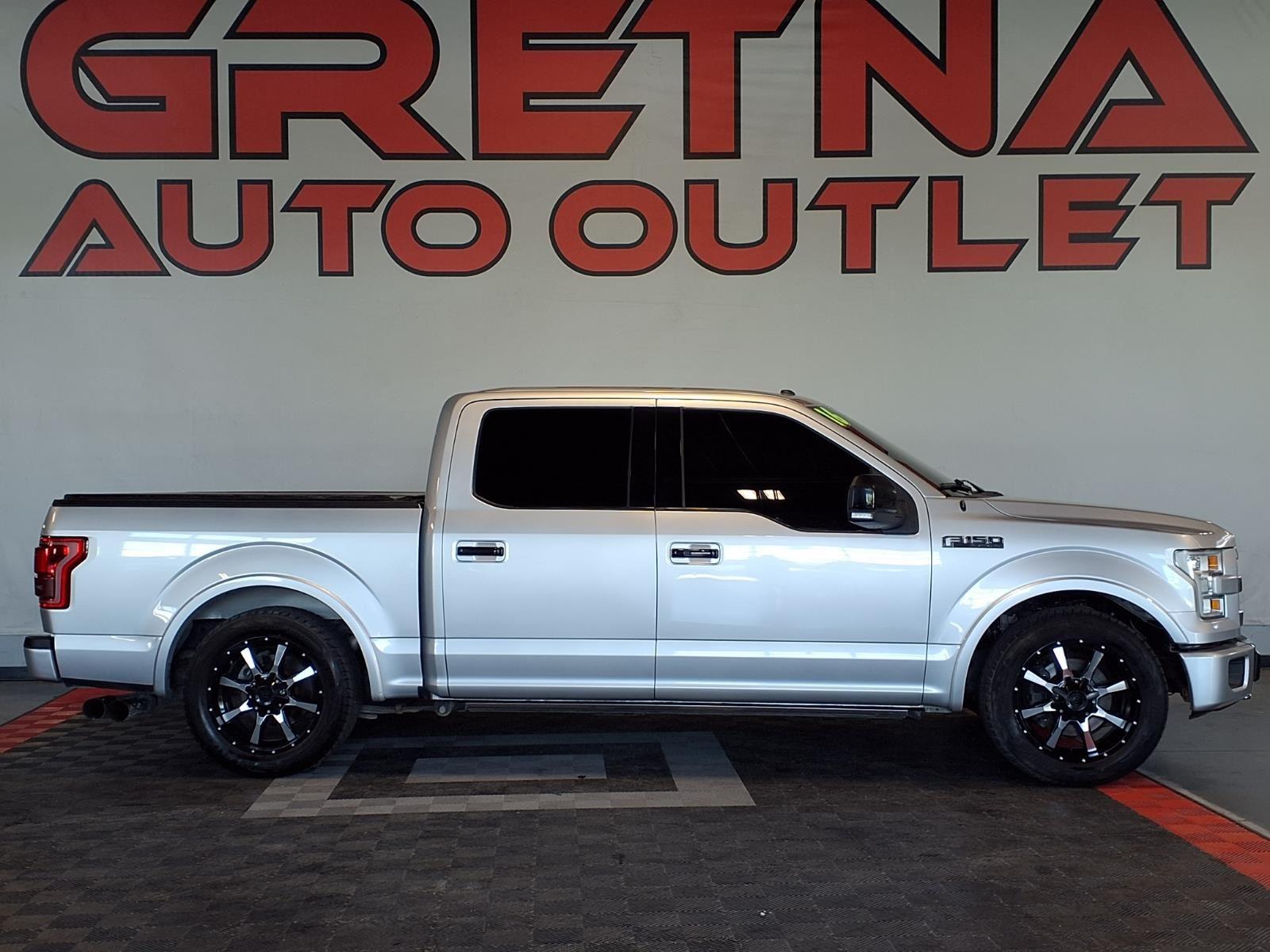 2016 Ford F-150 Platinum - Ingot Silver Metallic exterior view 1