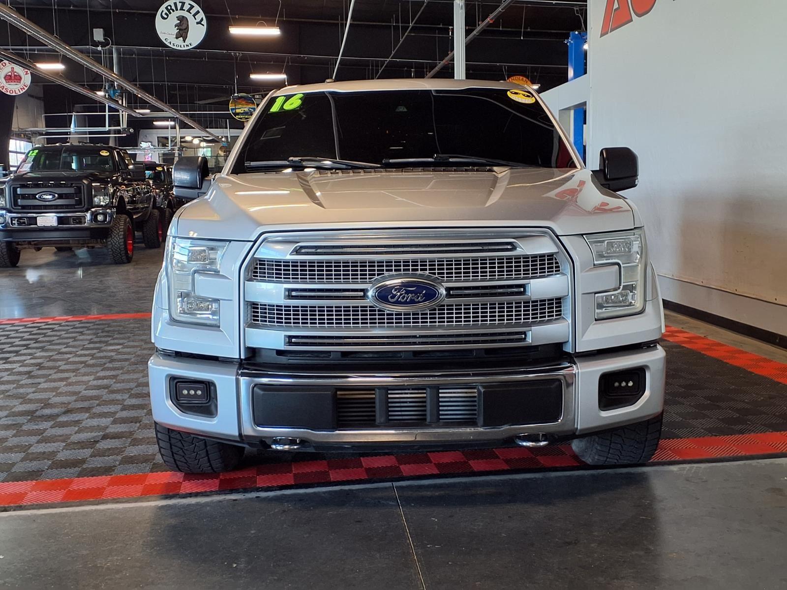 2016 Ford F-150 Platinum - Ingot Silver Metallic exterior view 2