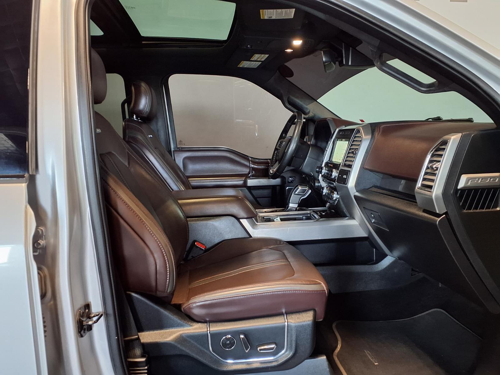 2016 Ford F-150 Platinum - Ingot Silver Metallic exterior view 11