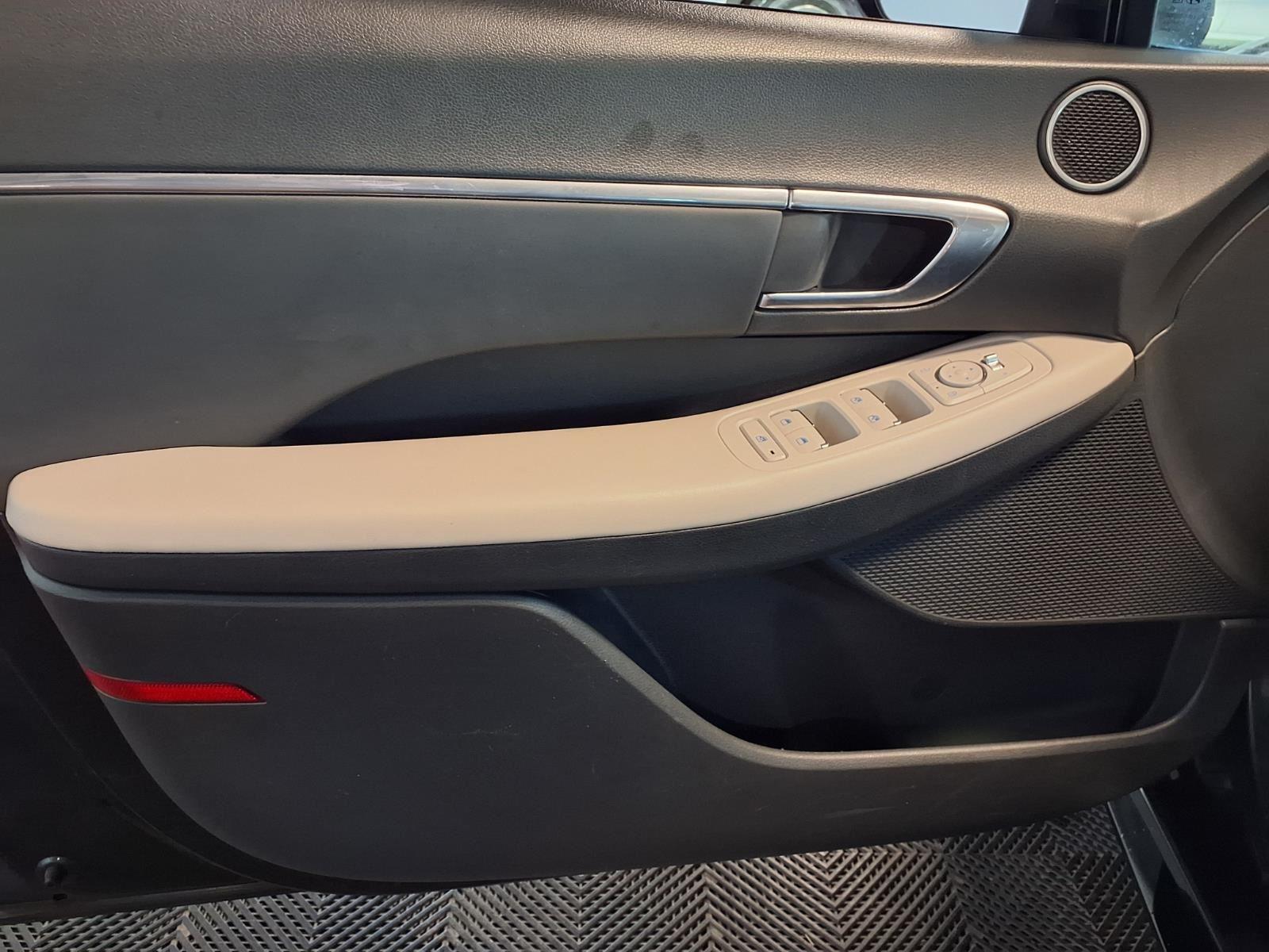 2023 Hyundai Sonata SEL - Portofino Gray exterior view 15