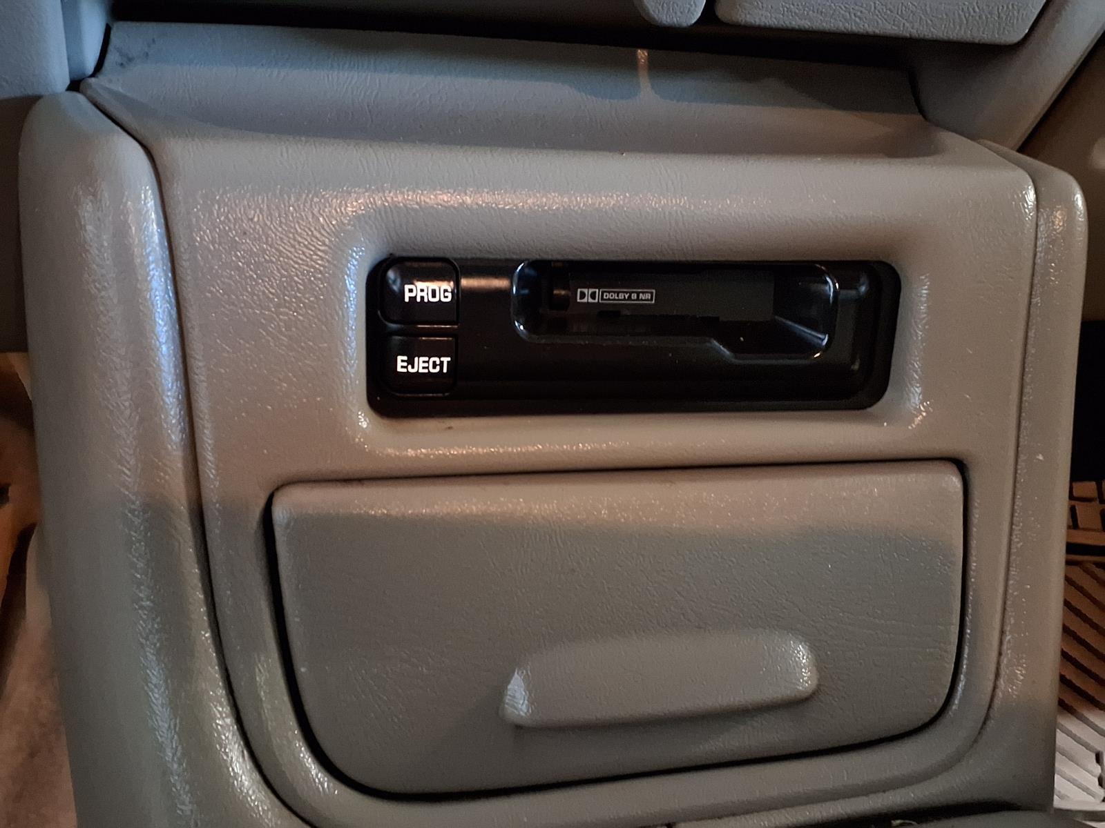 2002 Chevrolet Silverado 3500 LT - Summit White exterior view 19
