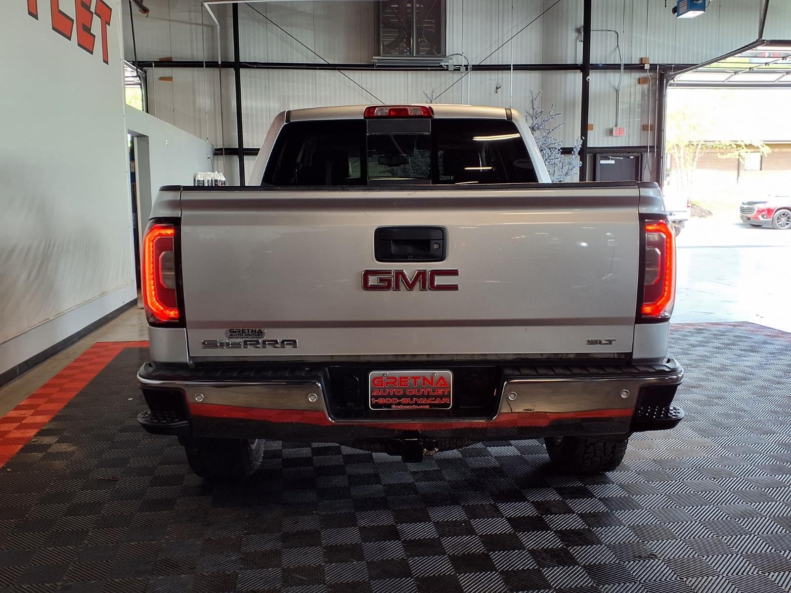 2017 GMC Sierra 1500 SLT - Quicksilver Metallic exterior view 5