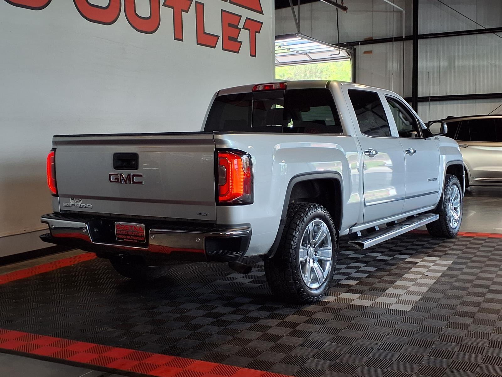 2017 GMC Sierra 1500 SLT - Quicksilver Metallic exterior view 7
