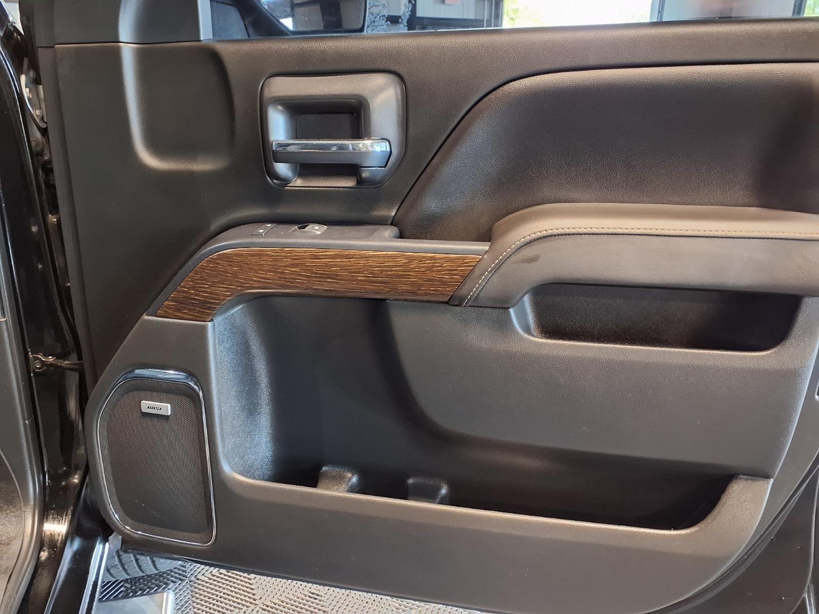 2018 GMC Sierra 1500 Denali - Onyx Black exterior view 12