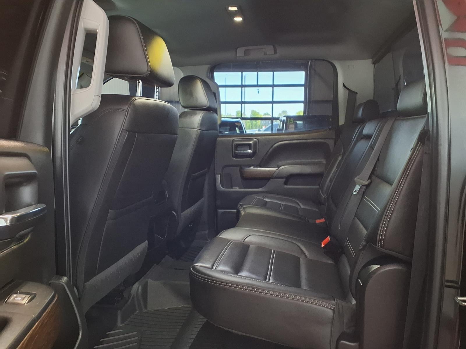 2018 GMC Sierra 1500 Denali - Onyx Black exterior view 13