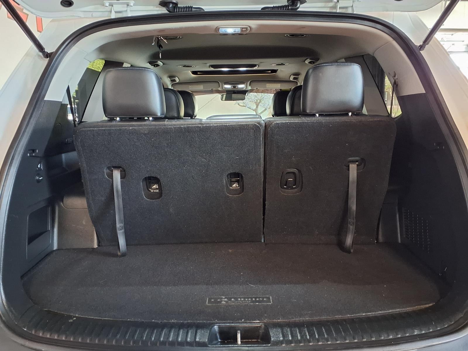 2021 Kia Telluride S - Glacial White Pearl exterior view 6