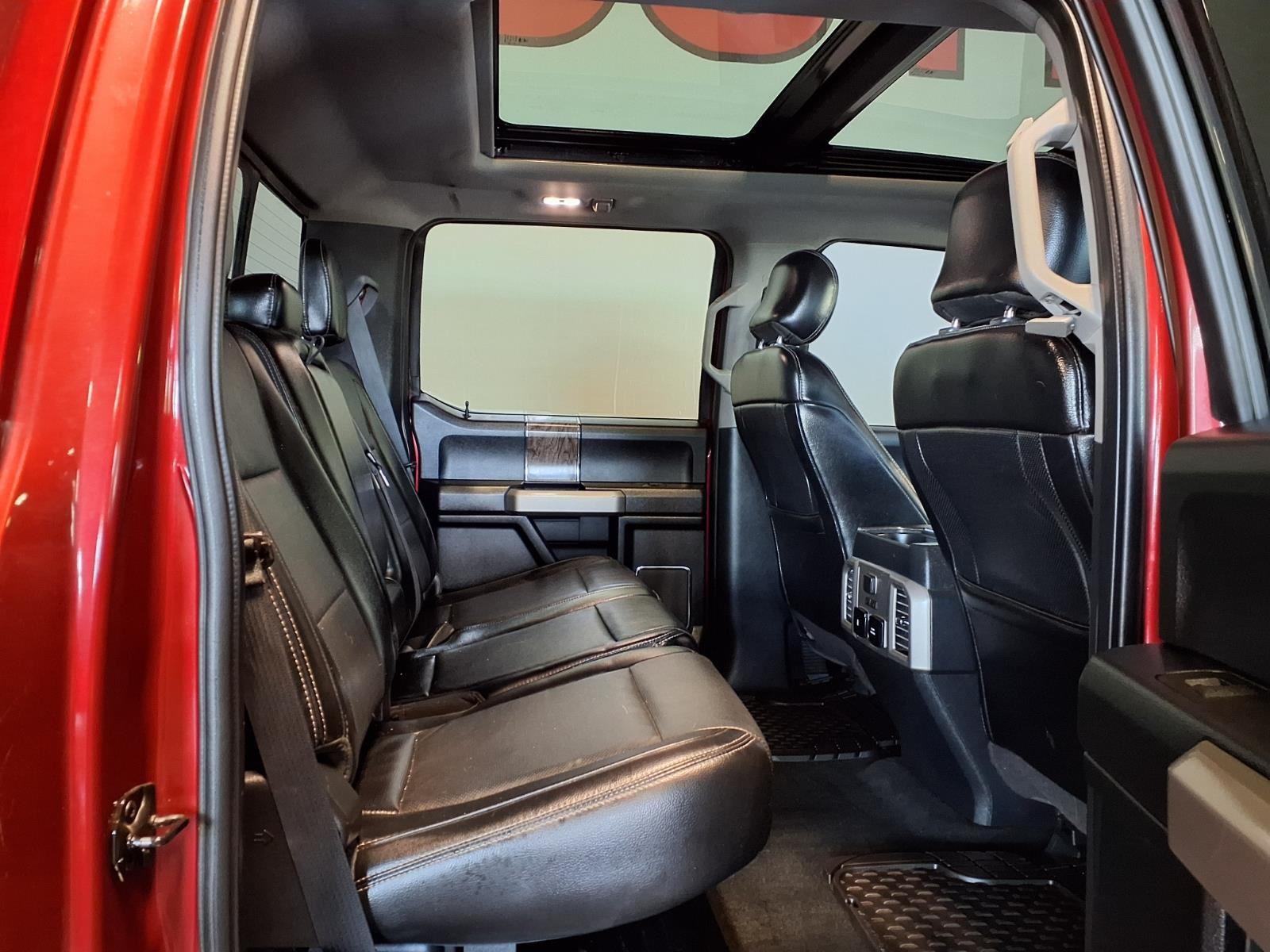 2017 Ford Super Duty F-350 DRW Lariat - Ruby Red Metallic Tinted Clearcoat exterior view 9