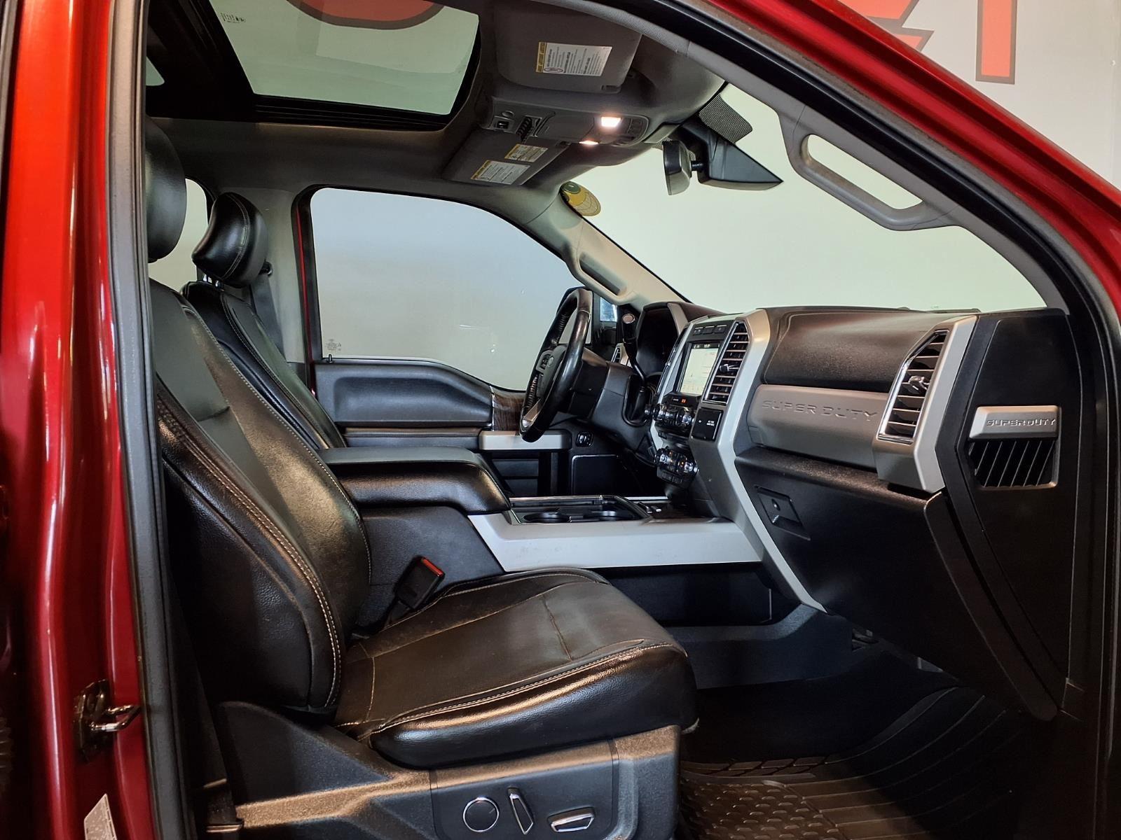 2017 Ford Super Duty F-350 DRW Lariat - Ruby Red Metallic Tinted Clearcoat exterior view 11