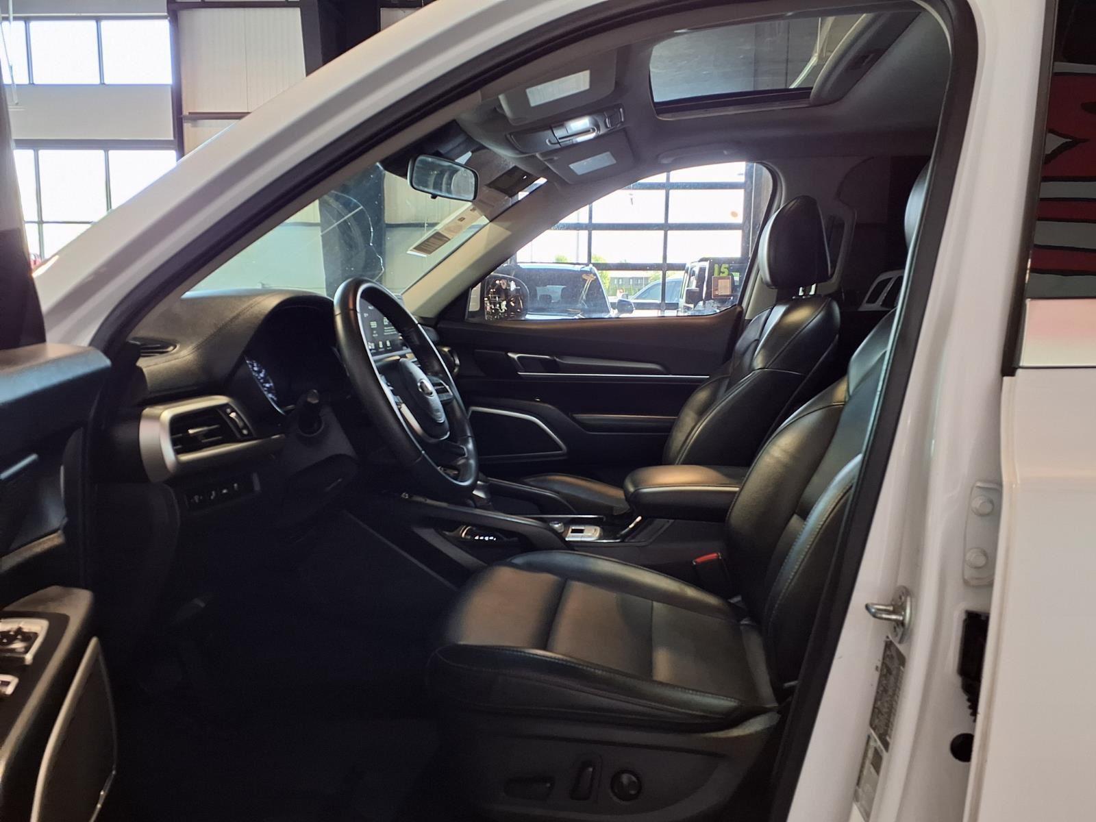 2021 Kia Telluride S - Glacial White Pearl exterior view 19